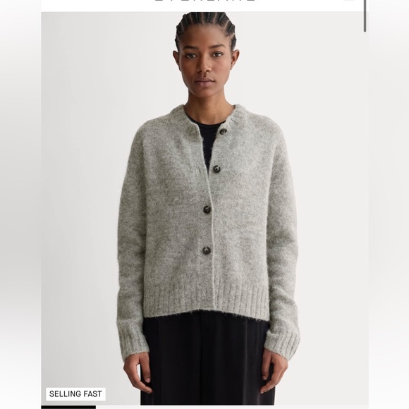 Everlane Sweaters - Everlane Women’s Crew Cardigan Alpaca Wool Buttons Gray Grey Sz XL
